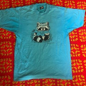 Vintage 1988 Maine raccoon t shirt
